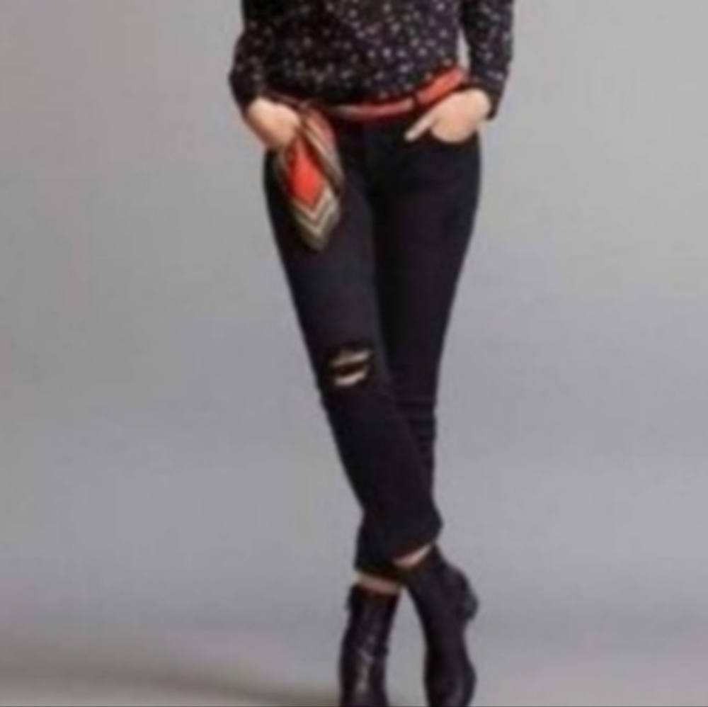 Cabi Distressed Slim Boyfriend Jeans Vintage Black Size 2